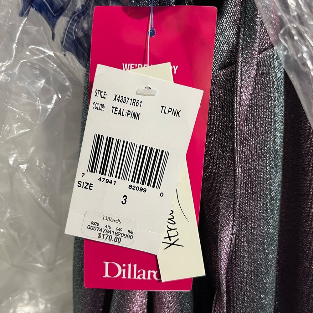 Prom Dress - Picture 4 of 4